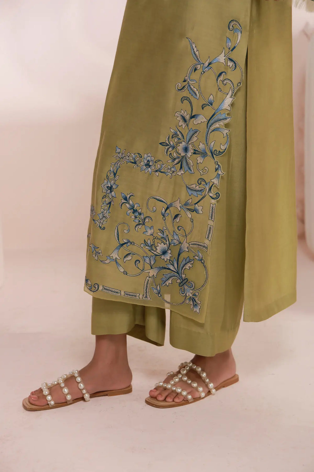 Nura - Zuri by Zainab